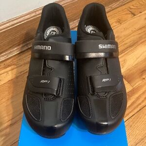 Shimano Men’s RP100 SPD-SL Cycling Shoes, Black, Euro 42